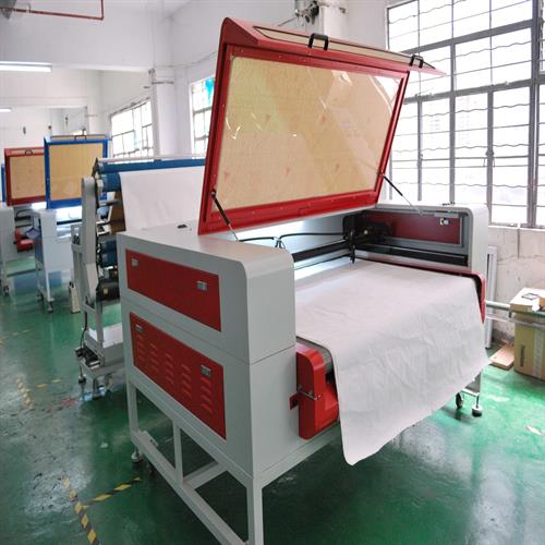 دستگاه برش لیزری مخصوص پارچه